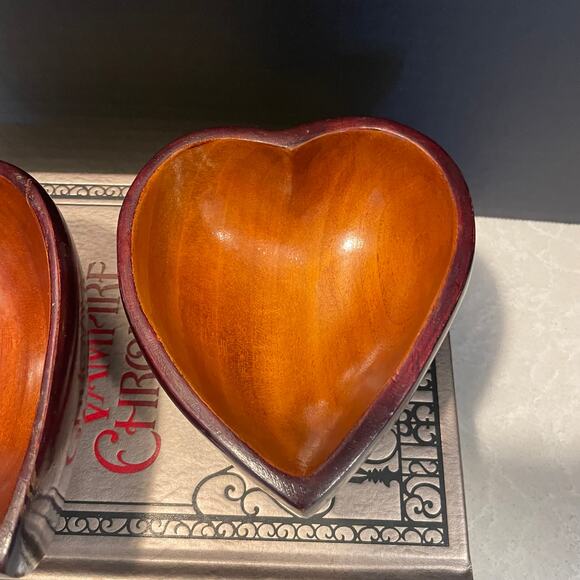 Vintage MCM heart shape nut trinket bowls leaf shape lot of 2 bowls - Picture 16 of 16